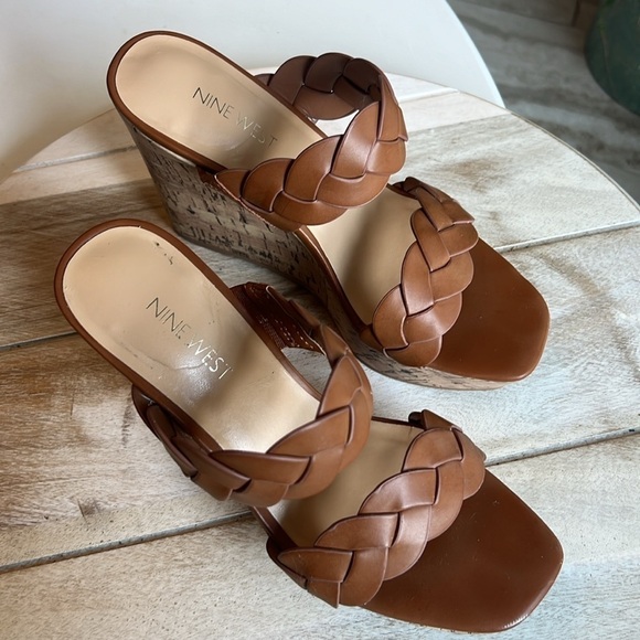 Nine West - Brown Leather Wedges - Size 7M - Picture 6 of 11